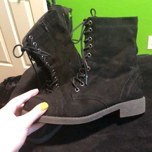 Black faux swayed combat boots